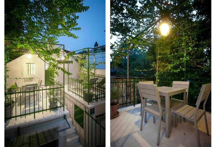Superior studio with terrace, Divota Apartment