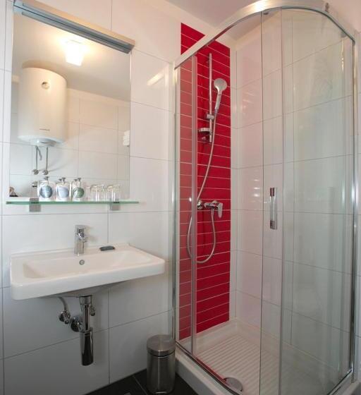 Standard Studio, Divota Apartment