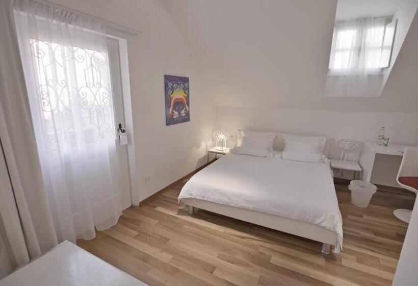 Superior Værelse, Divota Apartment