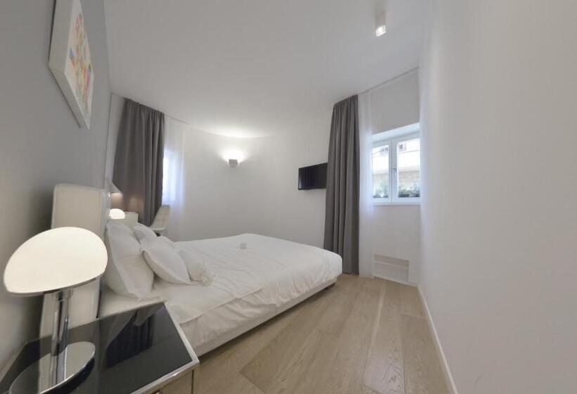 Comfort Værelse, Divota Apartment