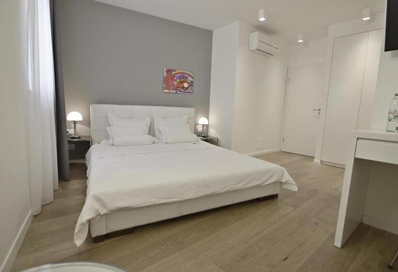 Comfort Værelse, Divota Apartment