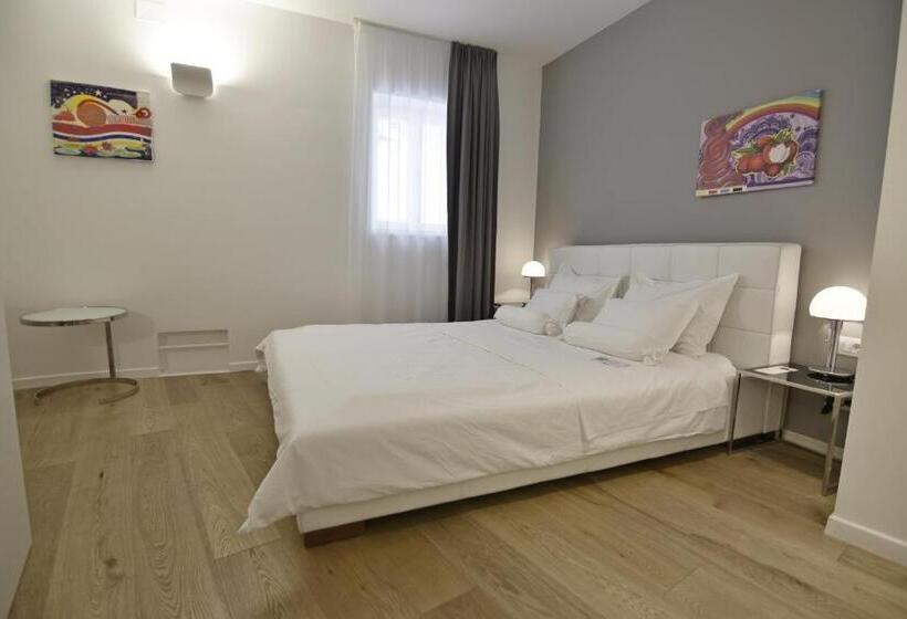 Comfort Værelse, Divota Apartment