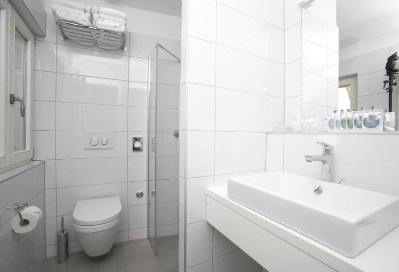 Basic Værelse, Divota Apartment