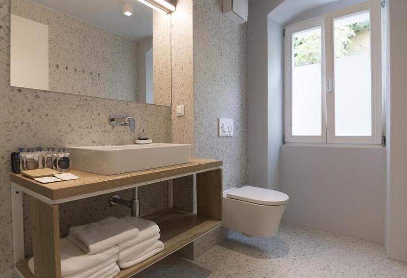 Deluxe Værelse, Divota Apartment