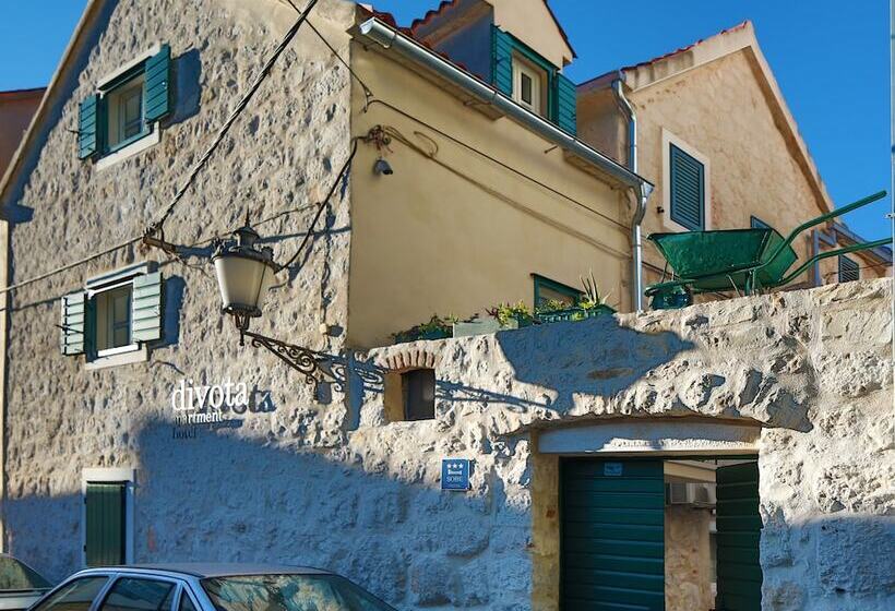 Basic Værelse, Divota Apartment