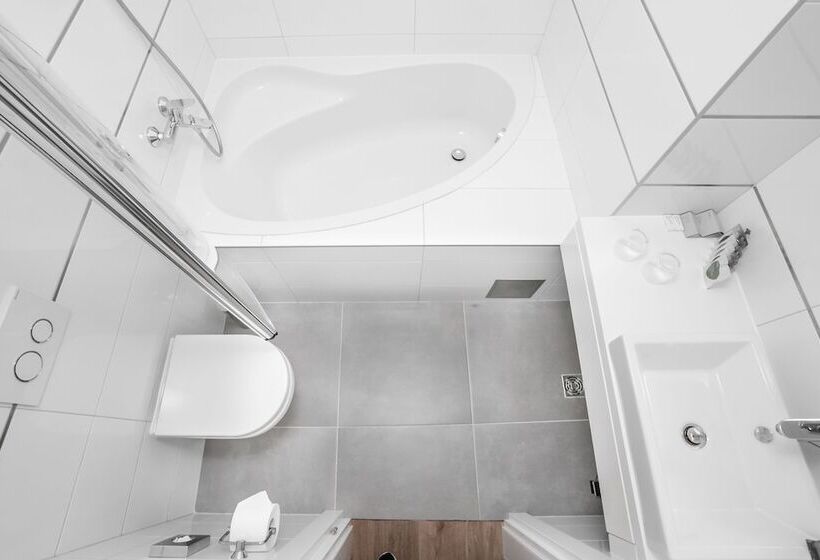 Standard Værelse Stueetage, Divota Apartment