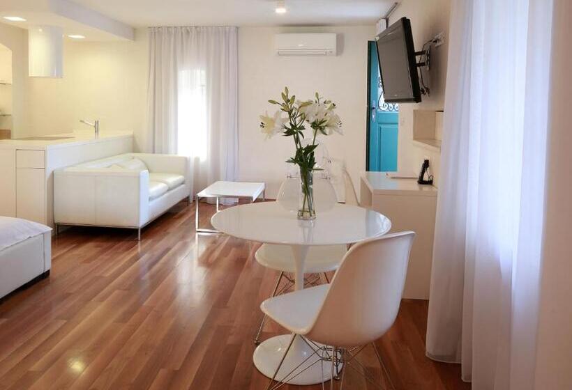 Студия Deluxe, Divota Apartment