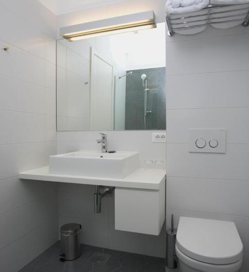 Comfort Værelse, Divota Apartment