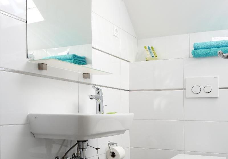 Deluxe Studio, Divota Apartment