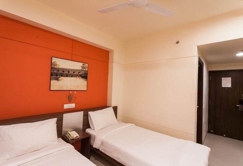 Номер Стандарт, Ginger  Indore
