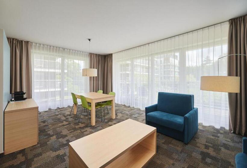 جناح, Golden Tulip Międzyzdroje Residence