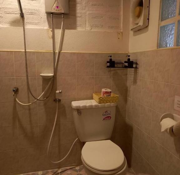 بانگلوی استاندارد با چشم‌انداز دریا, Grand Sea Beach Resort