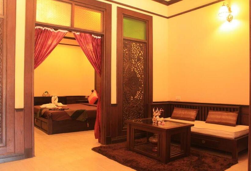 اتاق سه نفره دلوکس با چشم‌انداز دریا, Grand Sea Beach Resort