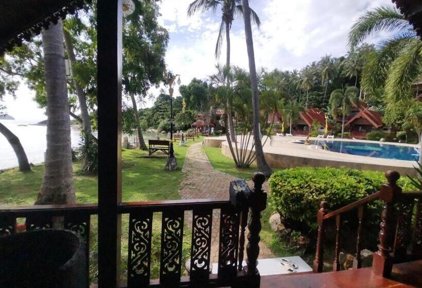 بانگلوی سوپریور, Grand Sea Beach Resort