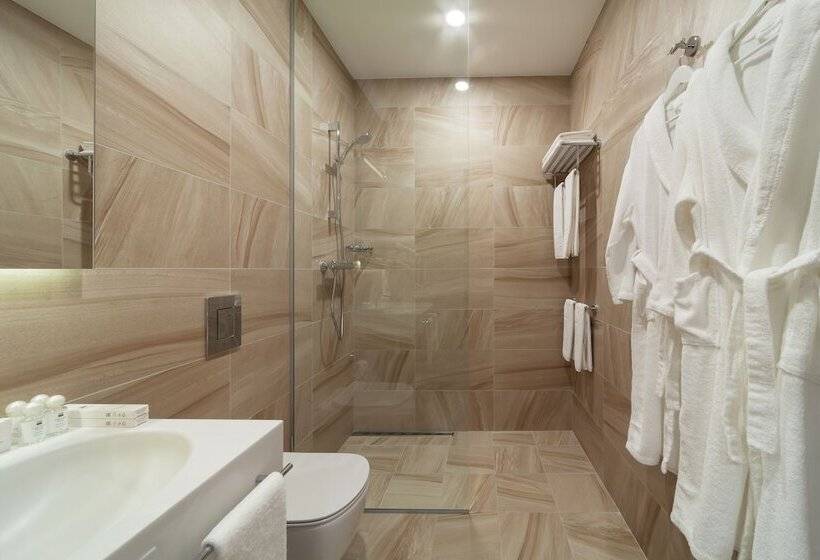 舒适型房间, Green Park