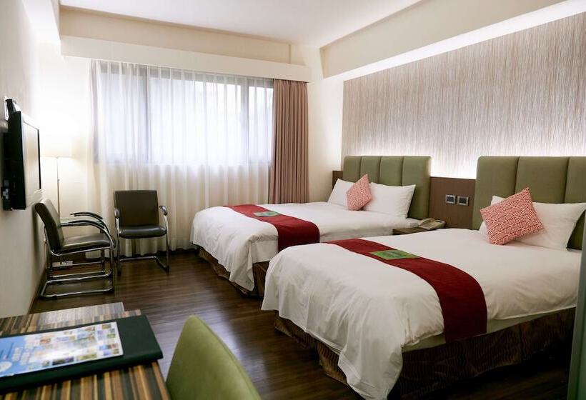 اتاق استاندارد سه نفره, Lishiuan