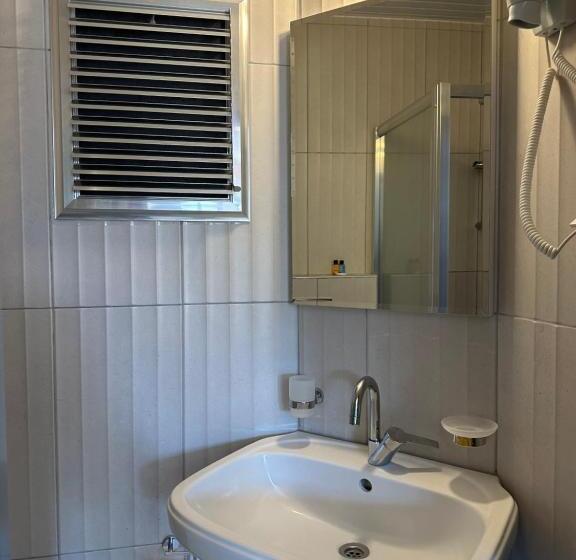 海の見えるスタンダードスタジオ, Naturella Apart