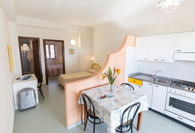 דירת חדר, Residence Esmeraldo