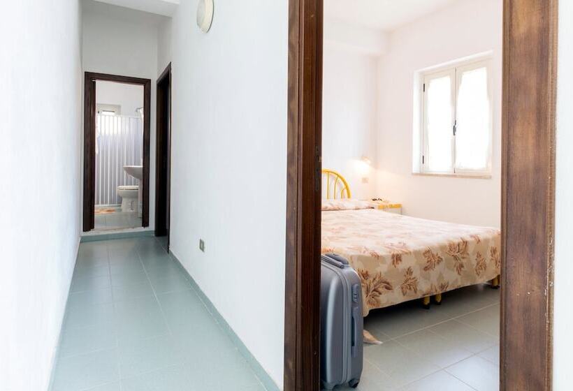 דירת חדר, Residence Esmeraldo