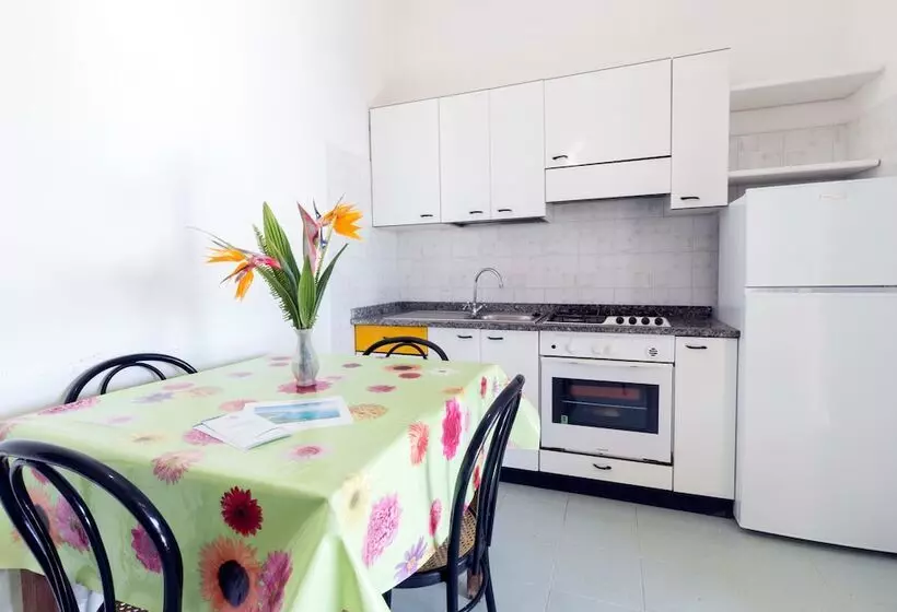 آپارتمان 2 خوابه, Residence Esmeraldo