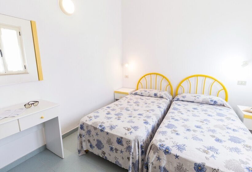 דירת חדר, Residence Esmeraldo