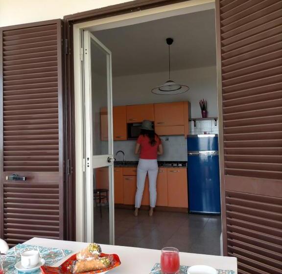 דירת חדר, Residence Esmeraldo