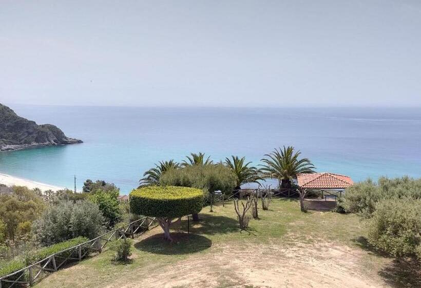 דירת חדר, Residence Esmeraldo