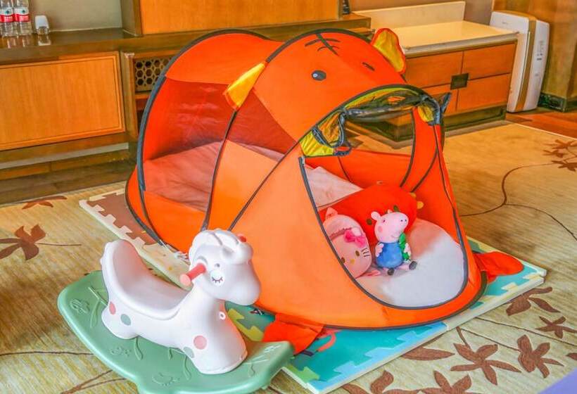 غرفه قياسيه سريرين مزدوجين, Sheraton Grand Hangzhou Wetland Park Resort