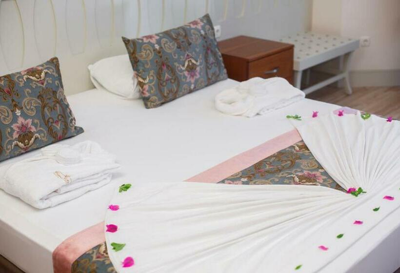 Pokój Ekonomiczny, Side Crown Serenity All Inclusive