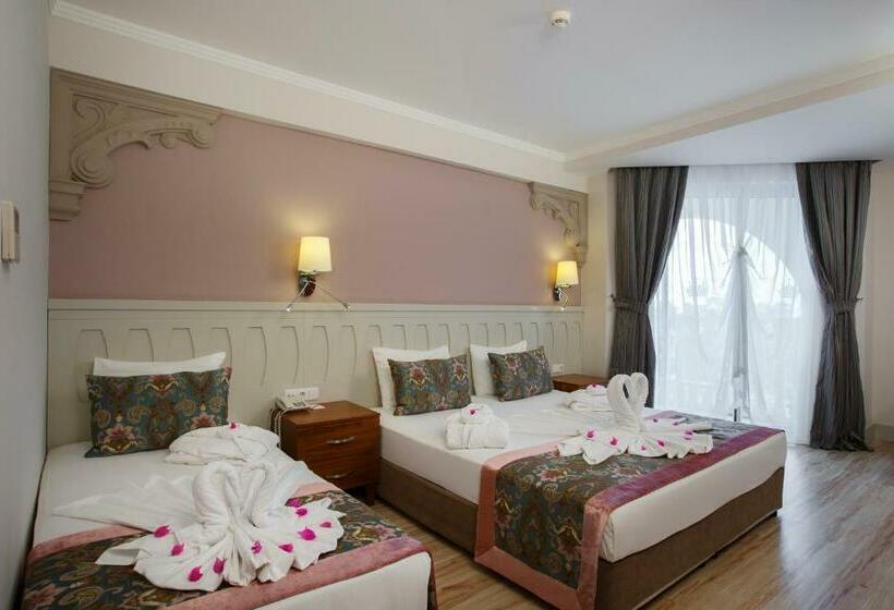 اتاق لوکس با چشم‌انداز دریا, Side Crown Serenity All Inclusive
