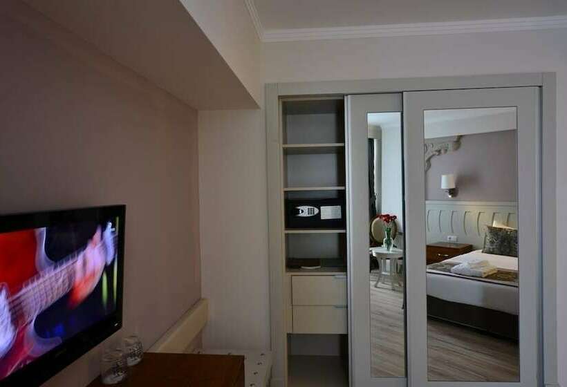 Pokój Deluxe Widok Morze, Side Crown Serenity All Inclusive