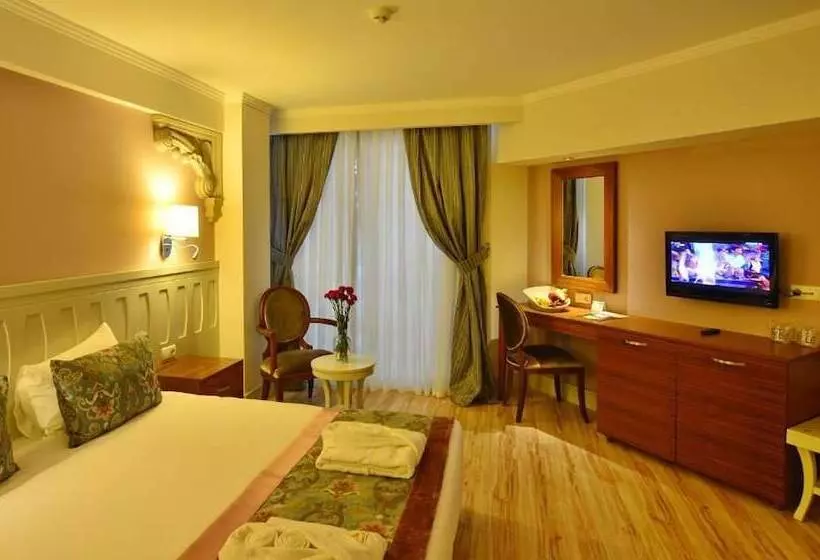 اتاق لوکس با چشم‌انداز دریا, Side Crown Serenity All Inclusive