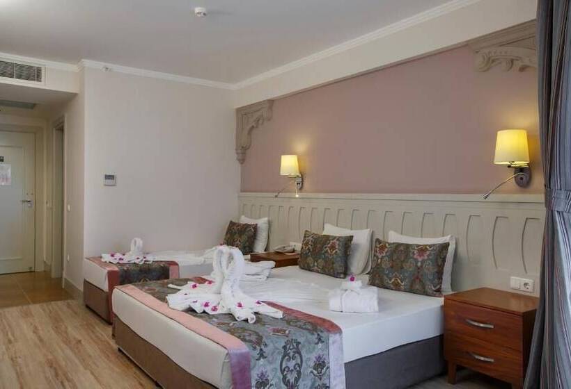 Pokój Standard Widok Basen, Side Crown Serenity All Inclusive