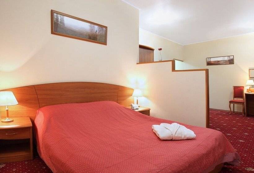 استودیوی استاندارد, Soyuz