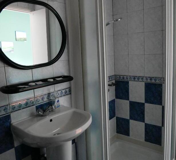 Четырехместный Номер Стандарт, Auberge Trabenia