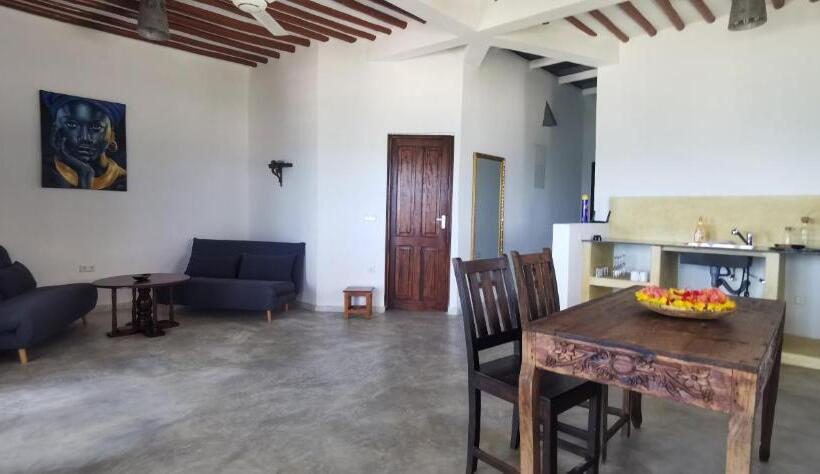 סוויטת סופריור נוף לים, Villa Malaika