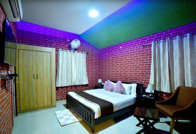 جناح إدارى, Amrit Van Resort