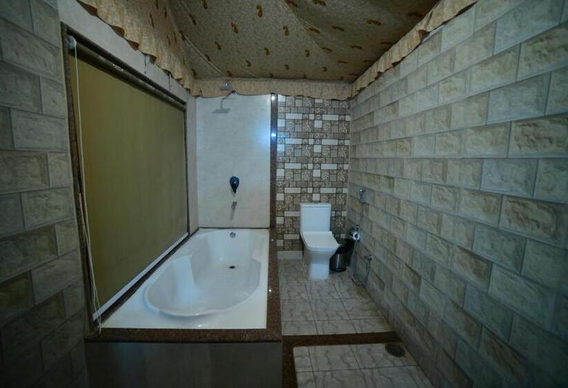 غرفة قياسية سرير كينج, Amrit Van Resort