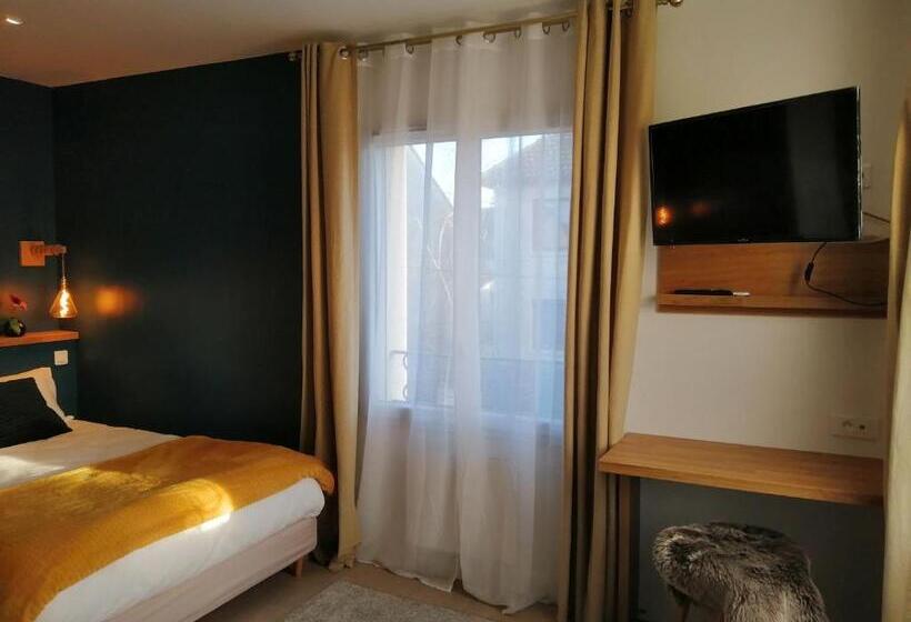 标准工作室, Villa Voltaire