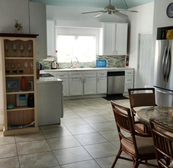 3 Yatak Odalı Villa, The Tides, Grace Bay