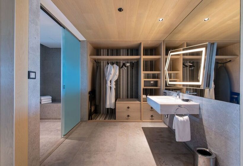 Economy Room Double Bed