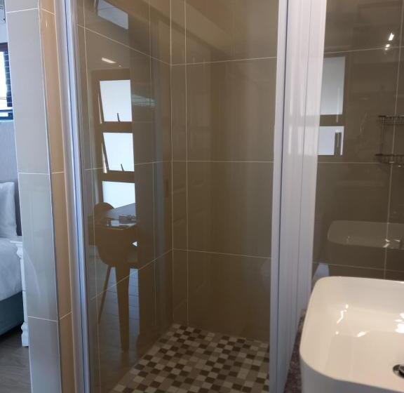 اتاق استاندارد, Lucolo Palace B&b Queenstown