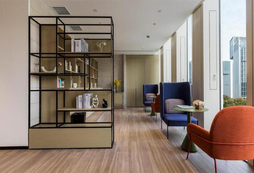 Deluxe Studio, Modena By Fraser Nanjing