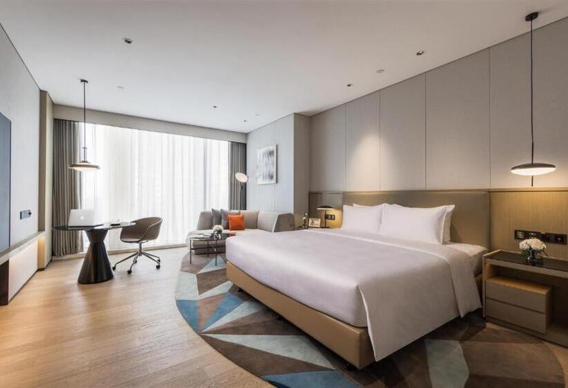 Executive Studio, Modena By Fraser Nanjing