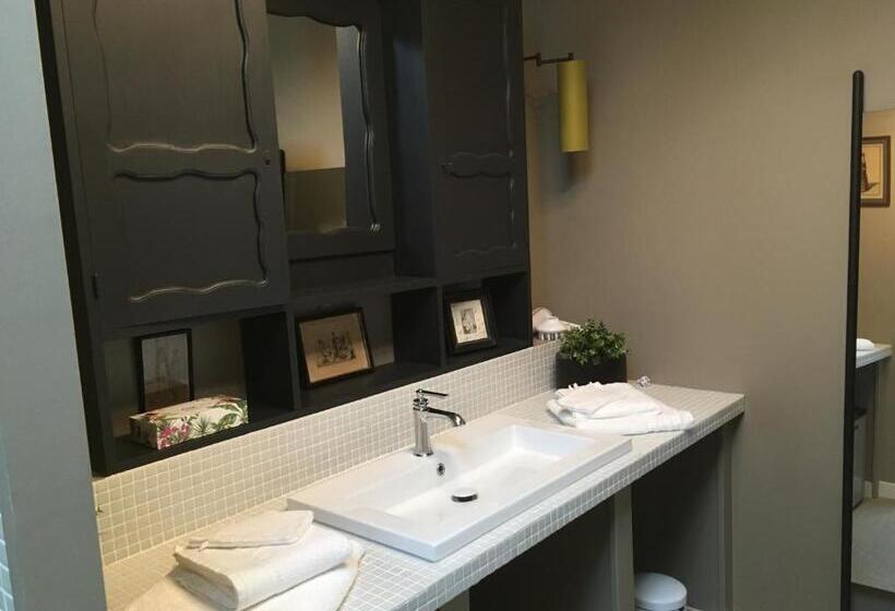 חדר דלוקס נוף לגינה, L Atelier Et Apres