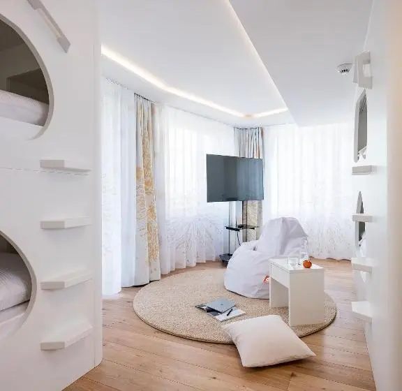 Capsule, Neuro Campus