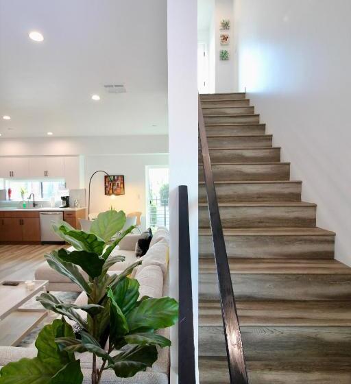 침실 3개 빌라, Los Angeles 3br Villa Suites With Free Parking