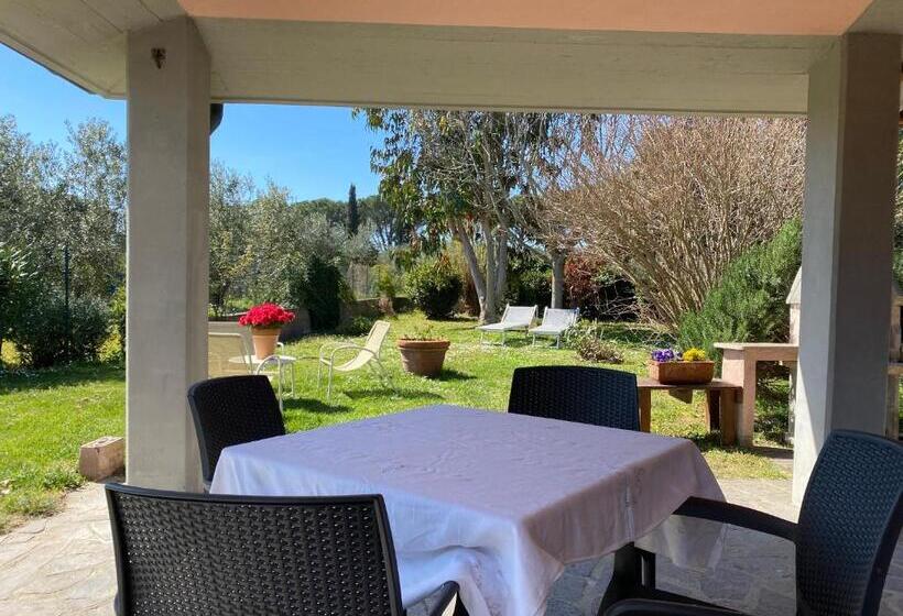 آپارتمان 1 خوابه با چشمانداز باغ, Casa Maremma