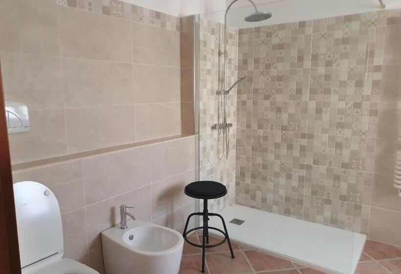 标准工作室, Open Space Rose