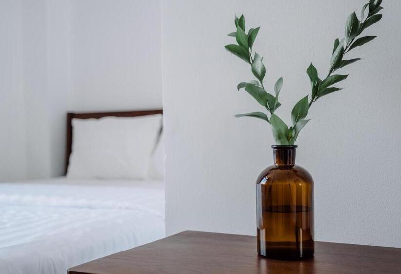 اتاق استاندارد, Laé Hostel